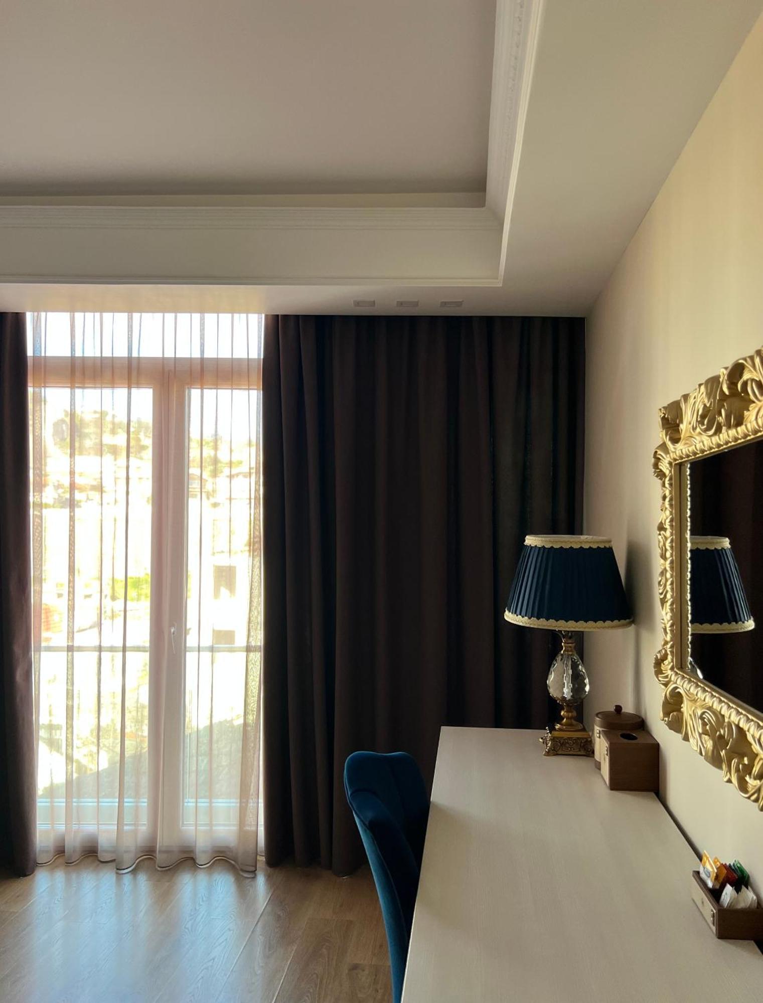 Hotel Brais Durrës Kültér fotó