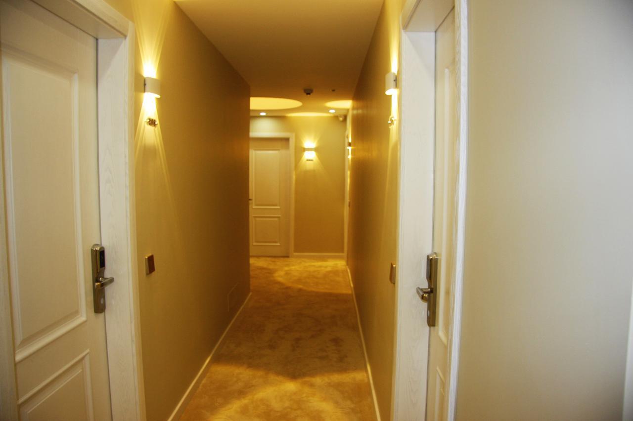 Hotel Brais Durrës Kültér fotó
